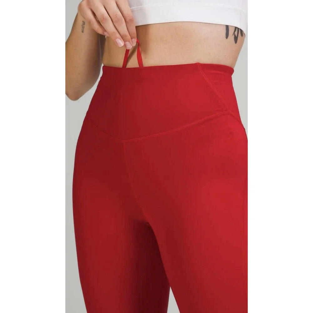Lululemon Base Pace HR Crop 23
